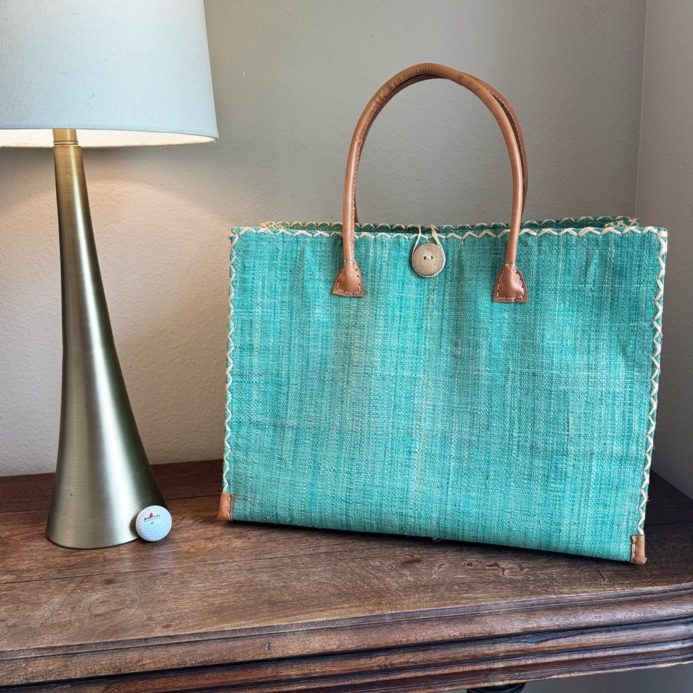 Beach-Elegance Turquoise Tote Bag